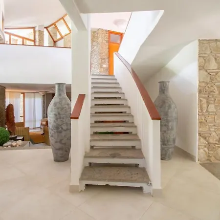 Villaflair - Rotonda Punta Ala
